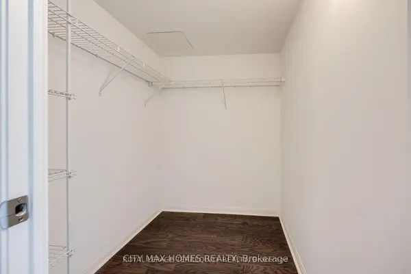 50 Via Rosedale WAY #116, Brampton, ON L6R 3Z7