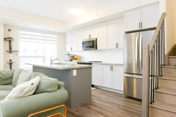 1593 Rose WAY #110, Milton, ON L9E 0J2