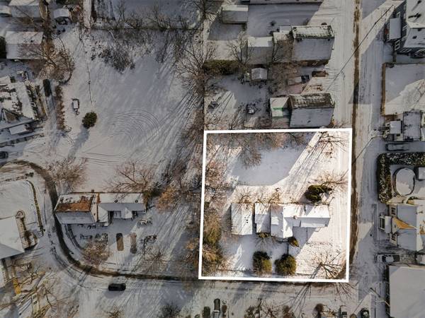 139 CHARLES ST, Carleton Place, ON K7C 2Y4