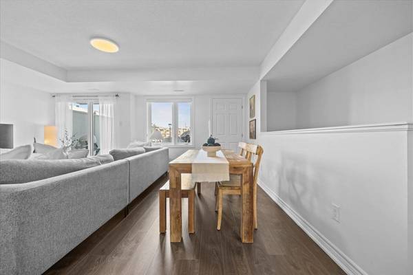 78 Lyrid Private, Barrhaven, ON K2J 6N3