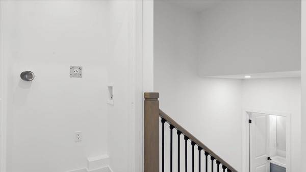 47 Summit CRES, Belleville, ON K8N 0A2