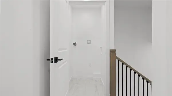 47 Summit CRES, Belleville, ON K8N 0A2