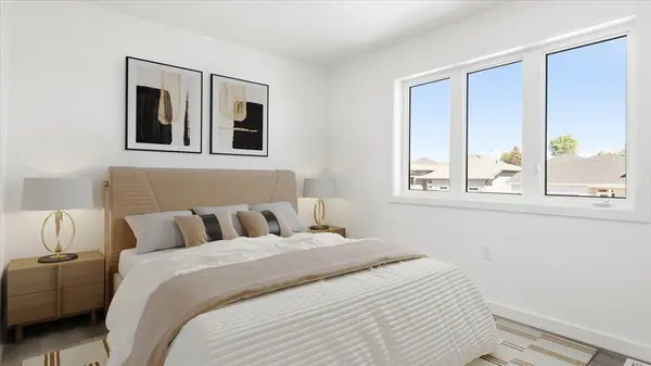 47 Summit CRES, Belleville, ON K8N 0A2