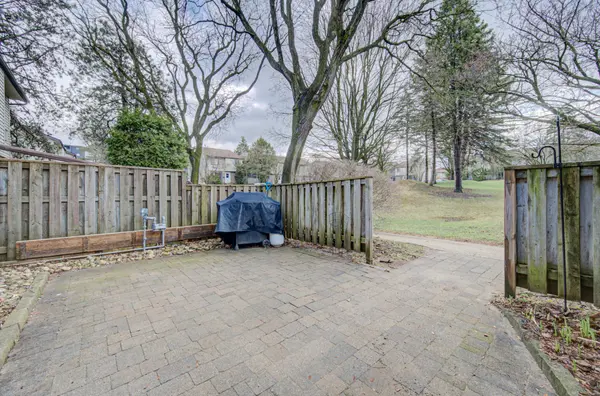 60 Wilsonview AVE #n/a, Guelph, ON N1G 2Z9