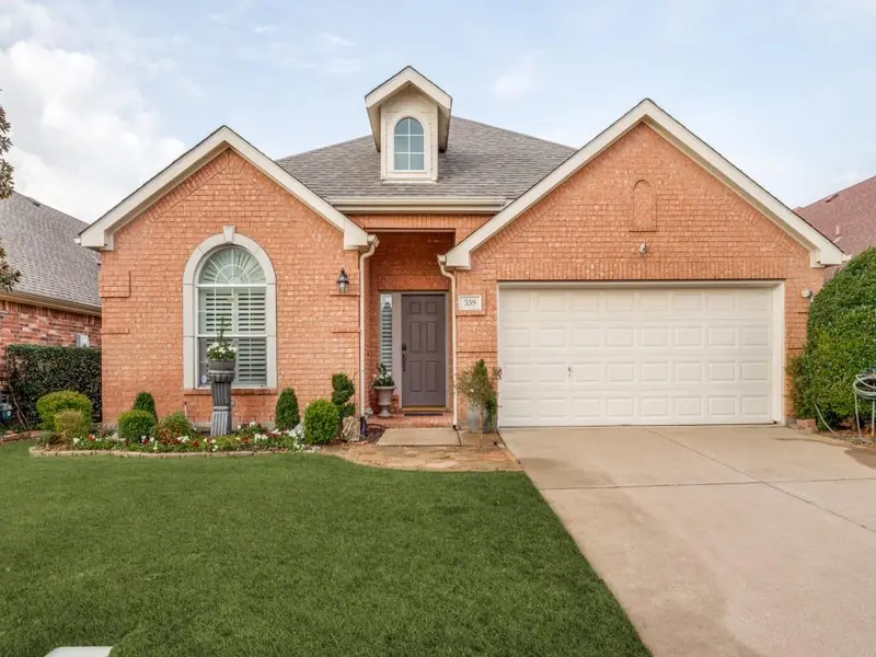 359 Wrangler Drive, Fairview, TX 75069