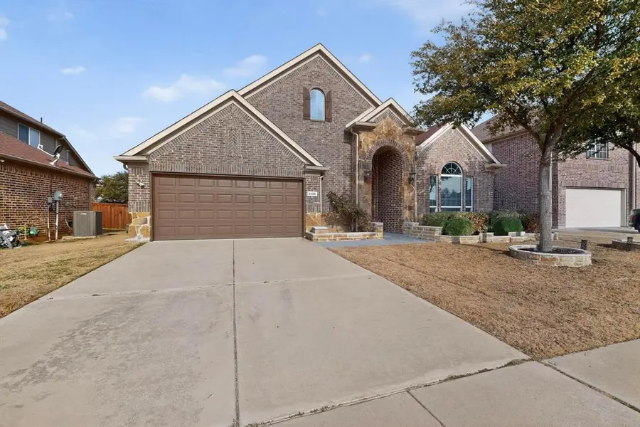 2405 Hammock Lake Drive, Little Elm, TX 75068