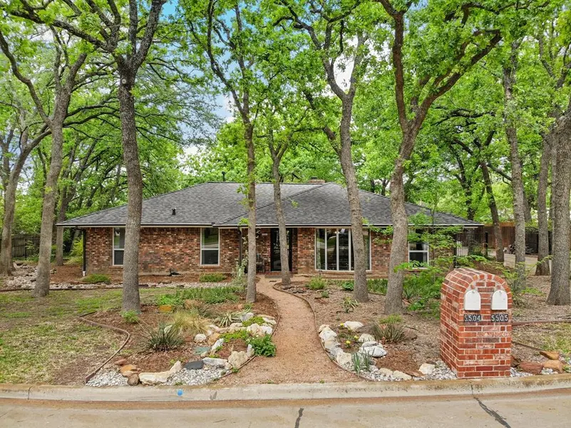 5505 Valley View Drive W, Colleyville, TX 76034