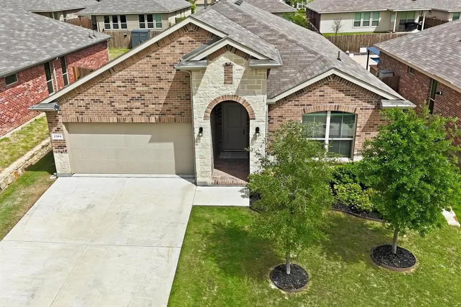 2369 Briscoe Ranch Drive, Weatherford, TX 76087