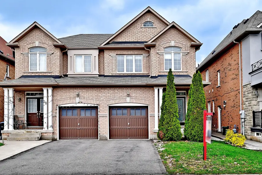 30 Wasaga RD, Brampton, ON L6X 3B1