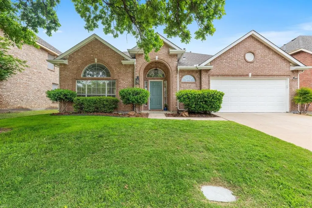 1325 Winnipeg Drive, Lewisville, TX 75077