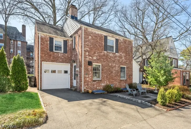 3 Ashburn Pl, Fair Lawn Boro, NJ 07410