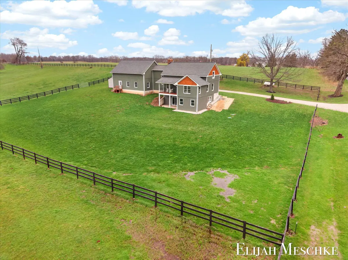 8977 2 Mile RD NE, Ada Twp, MI 49301