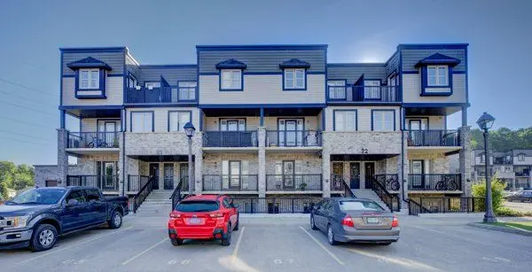 1989 Ottawa ST S #21A, Kitchener, ON N2E 0G7