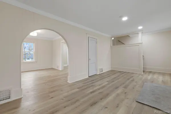 8801 Monica ST, Detroit, MI 48204