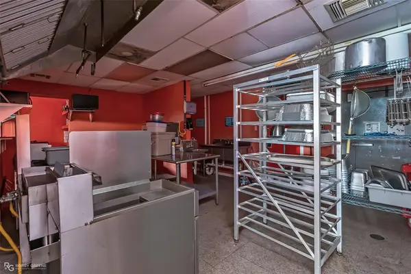 1100 Main Street, Logansport, LA 71049