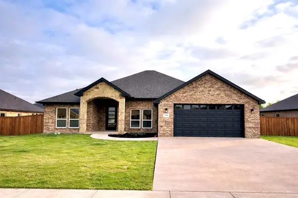 504 Limestone Circle, Mabank, TX 75147