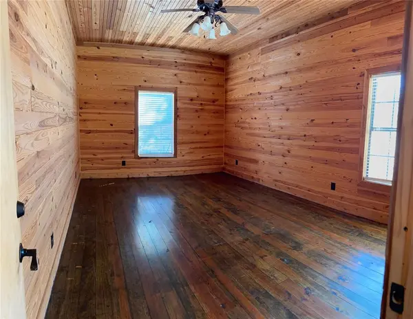 14053 SE County Road 4112, Kerens, TX 75144