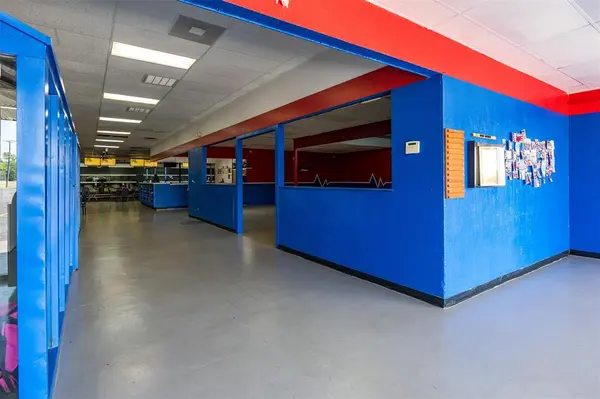 900 W Corsicana Street, Athens, TX 75751