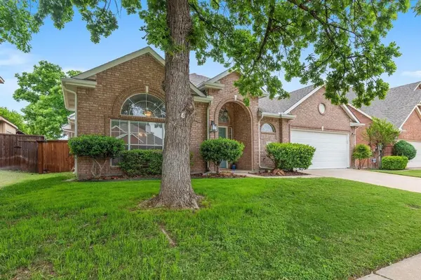 1325 Winnipeg Drive, Lewisville, TX 75077