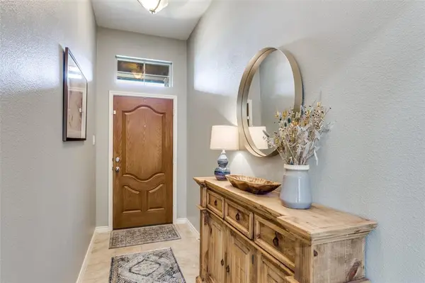 9209 Hunters Court, White Settlement, TX 76108