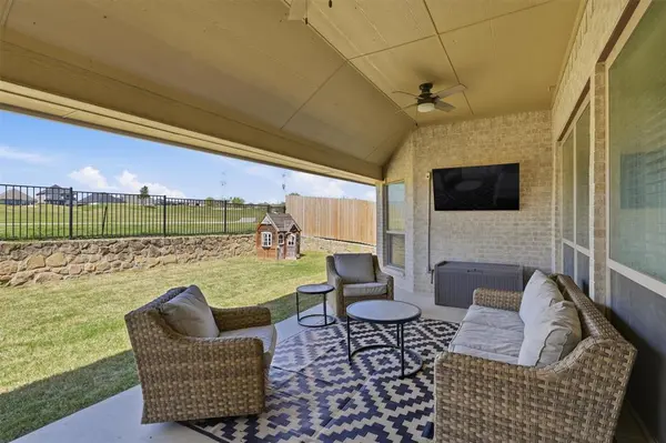 7224 Prestwick Terrace, Benbrook, TX 76126