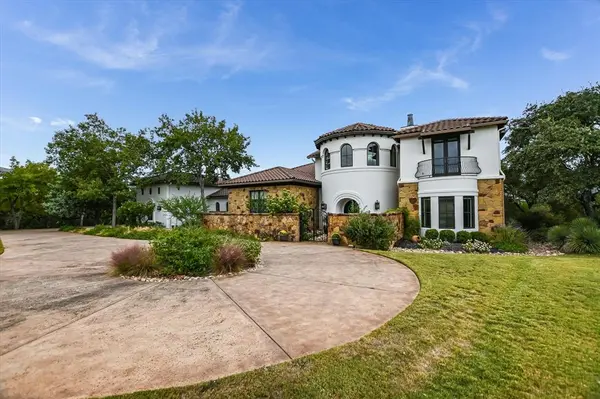 26804 Masters Parkway, Spicewood, TX 78669