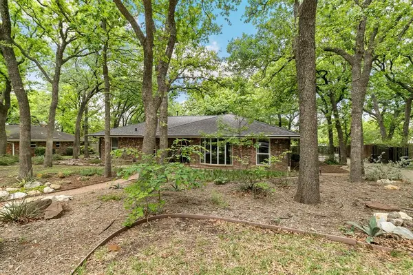 5505 Valley View Drive W, Colleyville, TX 76034