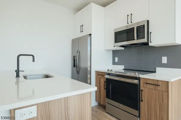 67 Martin Luther King Jr B #204, Newark City, NJ 07104