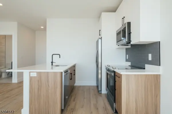 67 Martin Luther King Jr B #204, Newark City, NJ 07104