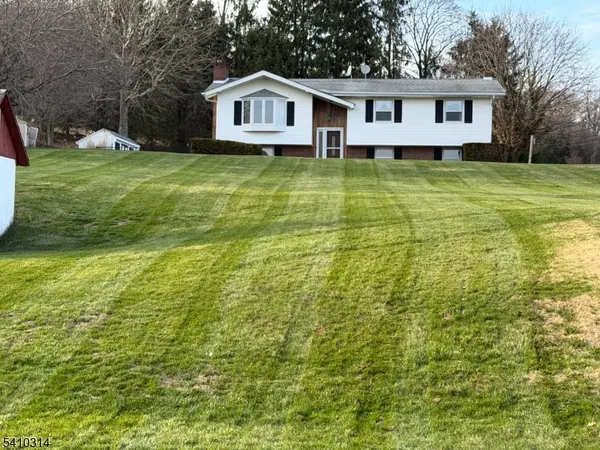 252 Mountain View Road, Franklin Twp., NJ 08802