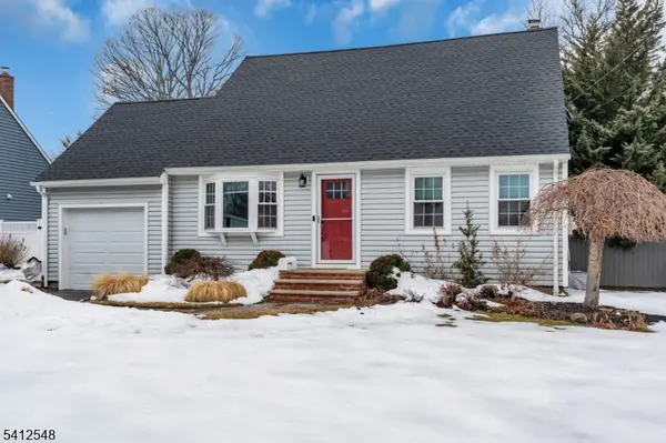 39 Waldon Rd, Fanwood Boro, NJ 07023