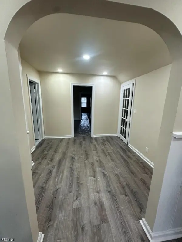 6 Field Rd #3, Maplewood Twp., NJ 07040