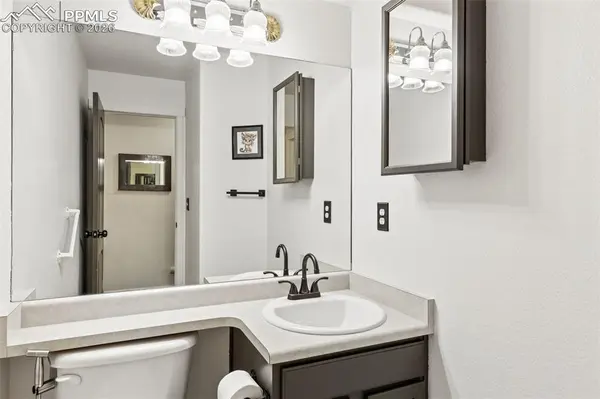 4962 Sand Ripples LN, Colorado Springs, CO 80922