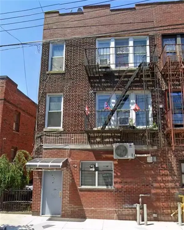 2862 West 17th ST, Brooklyn, NY 11224