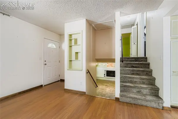 4806 Sprucewood DR, Colorado Springs, CO 80918