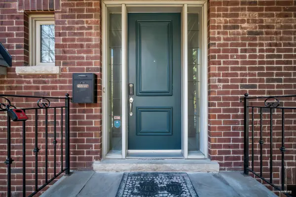 12 Rappert AVE, Toronto C12, ON M4P 2V2