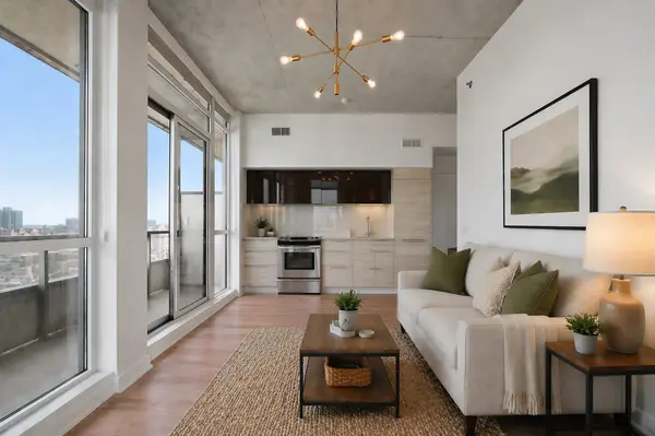 20 Minowan Miikan LN #1105, Toronto C01, ON M6J 0E5