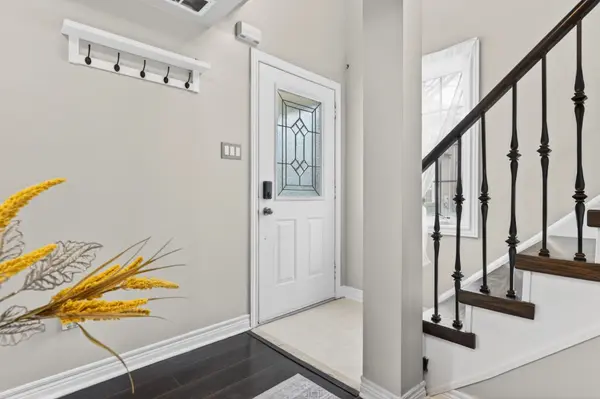 2 Clegg LN, Ajax, ON L1S 7S5