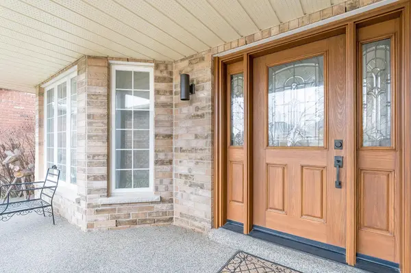 28 Bayshore BLVD, Barrie, ON L4N 9R5