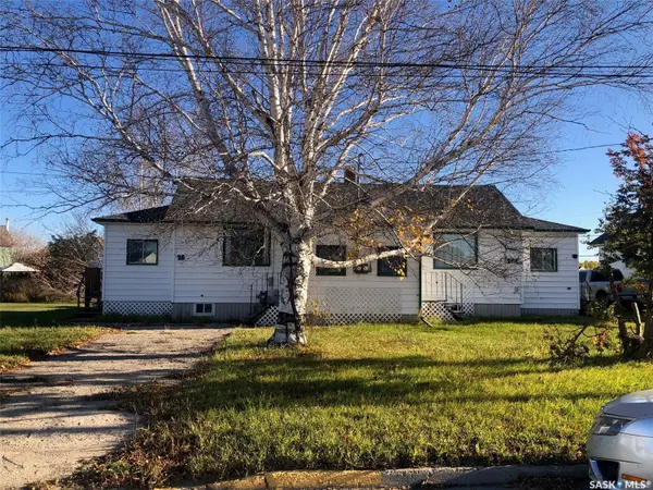 26 2nd AVENUE NE,  Preeceville,  SK S0A 3B0