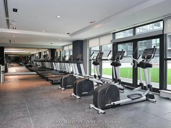 4130 Parkside Village DR #502, Mississauga, ON L5B 3M8