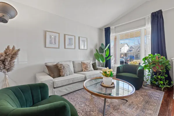 15 Settlers RD, Orangeville, ON L9W 5E3