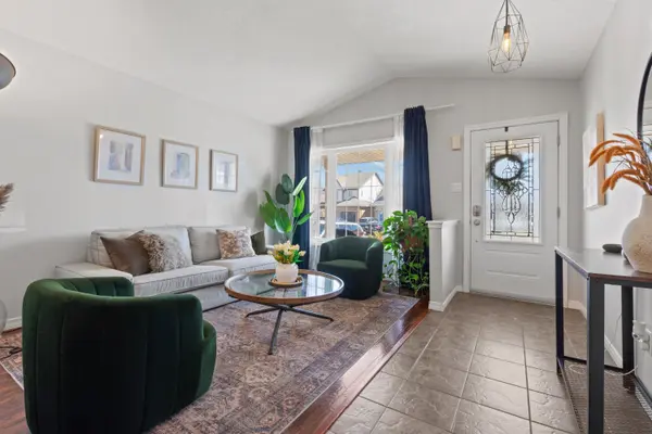 15 Settlers RD, Orangeville, ON L9W 5E3