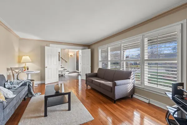 46 Adelene CRES, St. Catharines, ON L2T 3C8