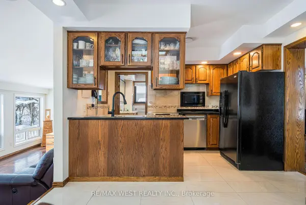 25 Edwin ST W, Meaford, ON N4L 1E4