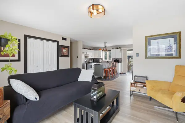 60 Richard ST, Alfred And Plantagenet, ON K0B 1A0