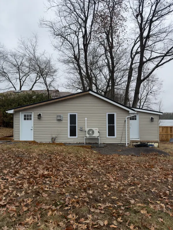 1114 Bayview DR, Constance Bay - Dunrobin - Kilmaurs - Woodlawn, ON K0A 3M0