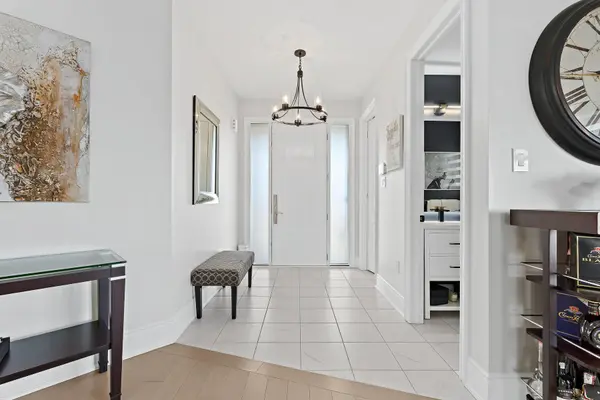 737 Gilmour CRES, Shelburne, ON L9V 3X2