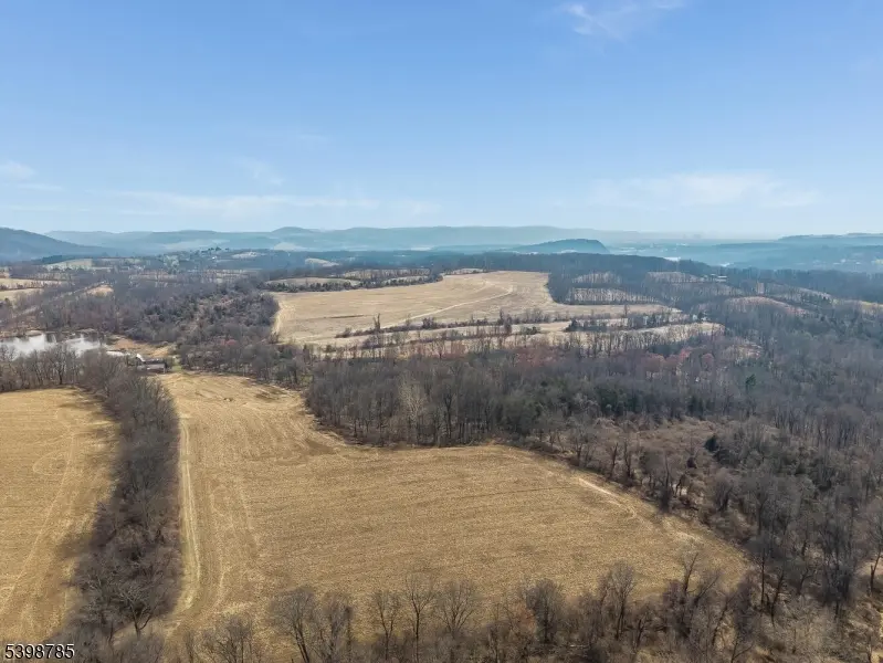 28 Serepta Rd, Knowlton Twp., NJ 07832