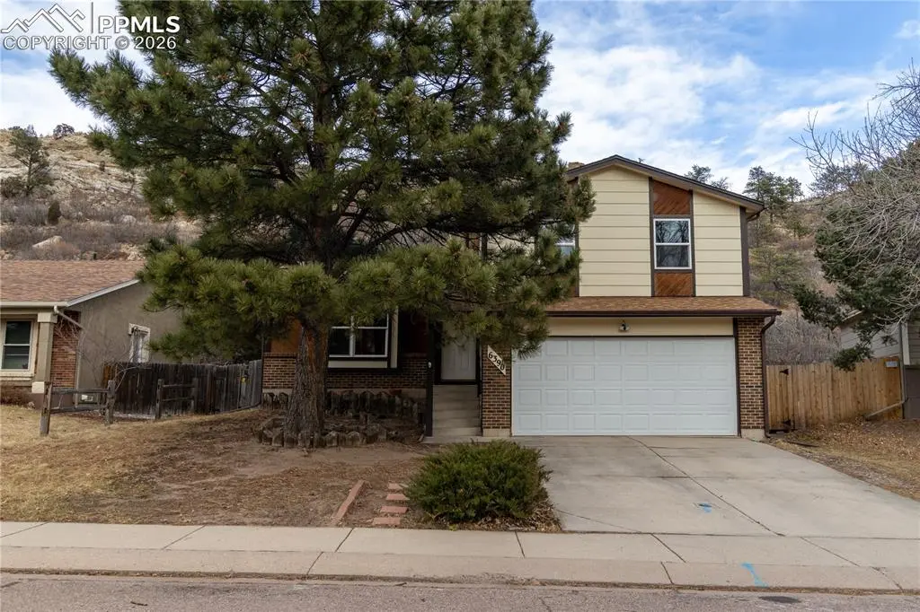 6390 Pemberton WAY, Colorado Springs, CO 80919